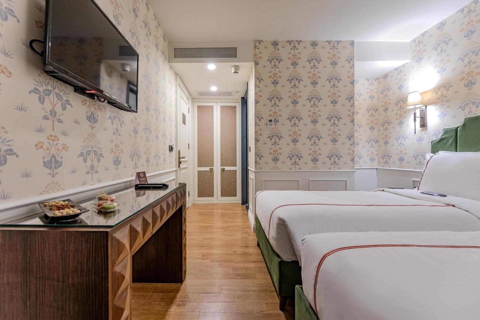 Khai Hotel Karakoey Istanbul Exteriör bild