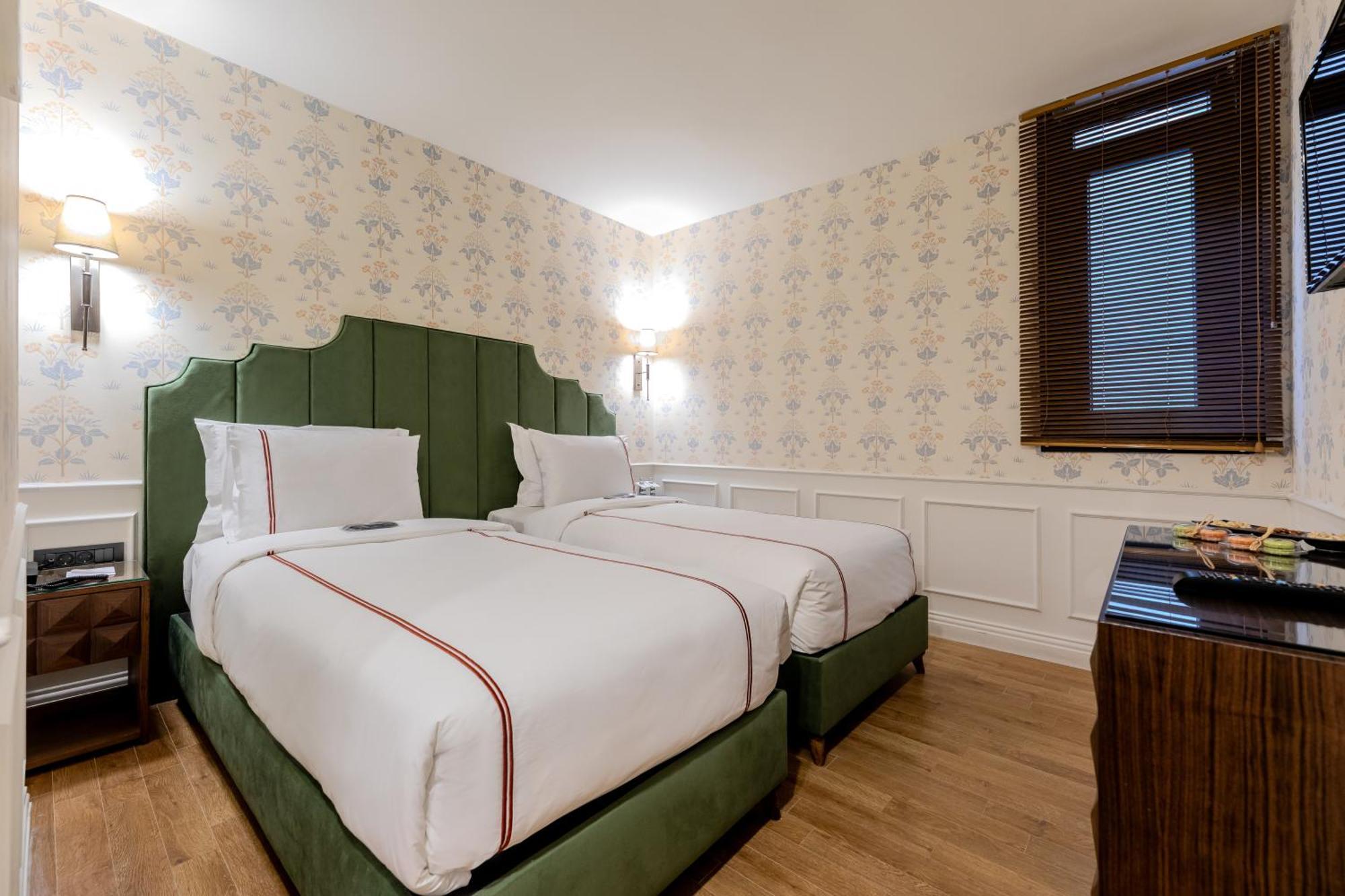 Khai Hotel Karakoey Istanbul Exteriör bild